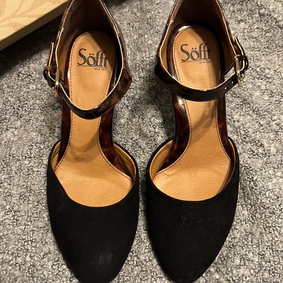 Black suede w animal print patent leather back - Picture 7 of 9